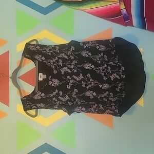 Old Navy Women's V-neck Sheer-Back Swing Tank Floral Design Size XL